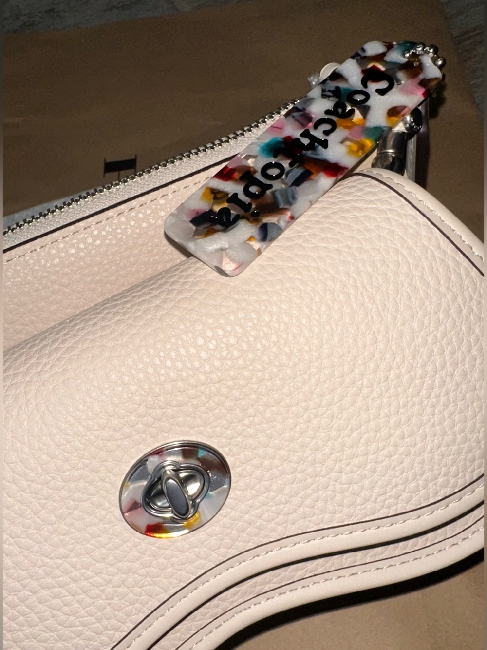 COACHTOPIA 2-in-1 Wavy Double Pouch Bag ☁️ - Picture 11 of 14